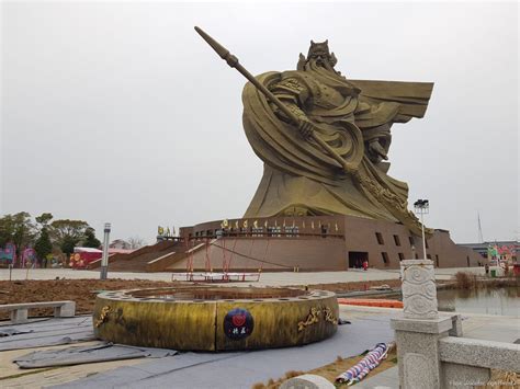 Le Temple de Guan Yu : Un joyau architectural millénaire dans la ville pittoresque de Cangzhou !